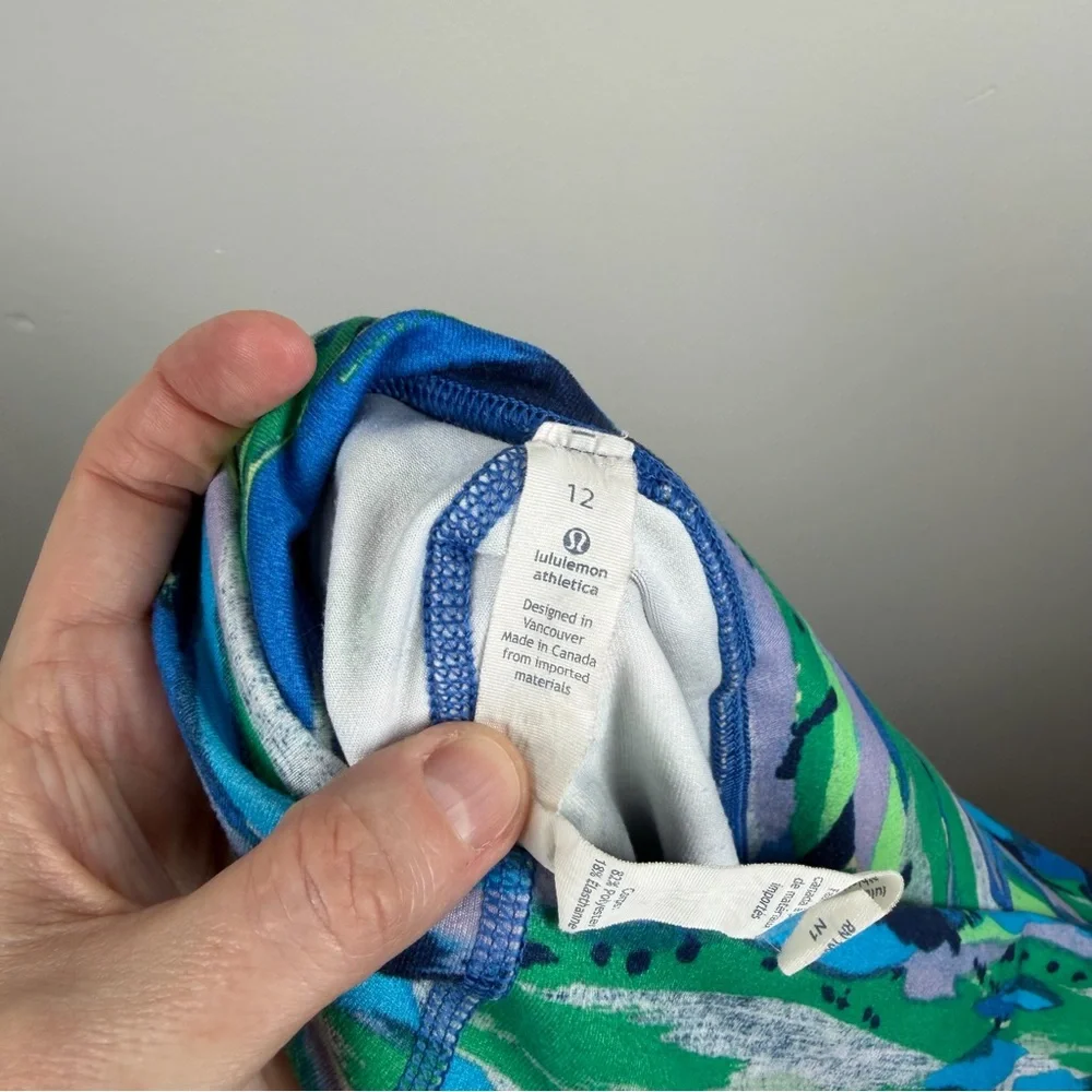 Lululemon Wunder Under Green Blue Crop In Seven Wonders Multi Leggings Size 12